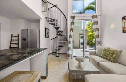 Hawaii Kai House | Villa Luana: Summer Special! Massive Price Drop! Book Now and Save Big!