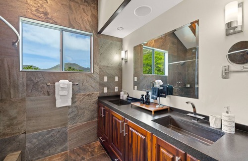 Hawaii Kai House | Villa Luana: Summer Special! Massive Price Drop! Book Now and Save Big!