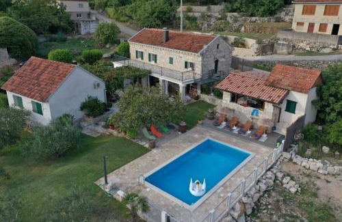 Trn House | Villa Luca Klobuk
