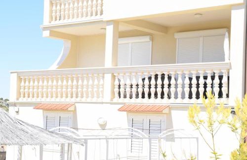Razanj Apartment | Villa Luger 1. Stock