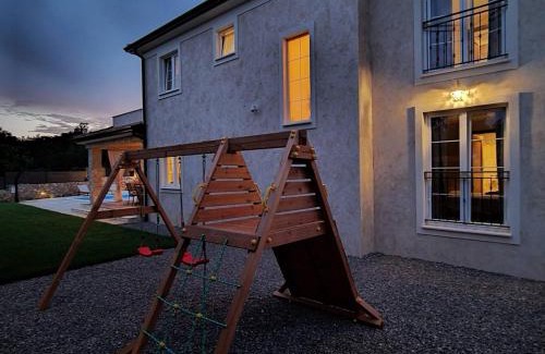 Gostinjac Villa | Villa LuLu kamena villa s maslinikom otok Krk Dobrinj selo Gostinjac