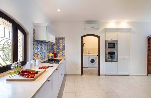 Fontane Bianche Villa | Villa Luna Blu, Exclusive seafront villa