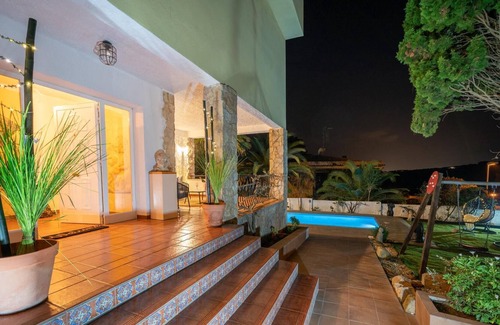 Condado del Jaruco House | VILLA LUX GALLERY, GREAT EXPERIENCE, PRIVATE POOL AND CLOSE TO THE SEA, 13 PEOPLE