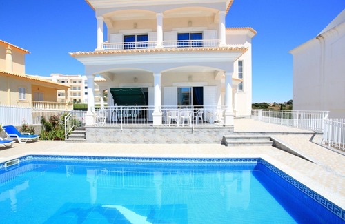 Montechoro Villa | Villa Luz for group holidays