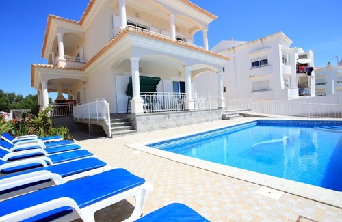 Montechoro Villa | Villa Luz for group holidays