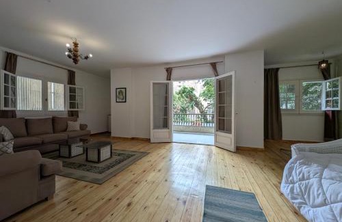 Taqseem Laselky House | Villa Maadi 35 -R 103- Garden & Pool Master Room