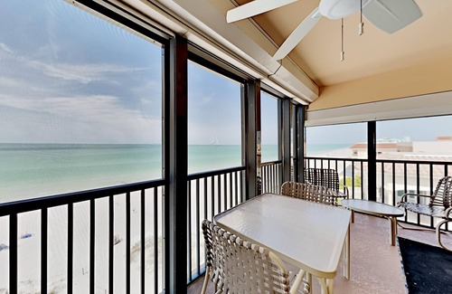 Madeira Beach Condo | Villa Madeira by TRS
