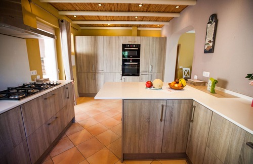 Vale de Covo Villa | Villa Madrugada - Private swimming pool, walking distance to town centre & beach
