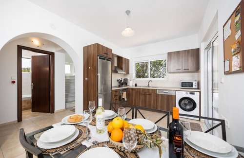 Fanai Villa | Villa Maia - Three Bedroom Villa, Sleeps 7