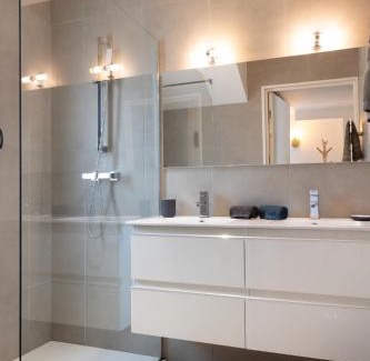 Pietrosella House | Villa Maquis, Vue mer, élégante maison au calme, 80m2, 4 personnes