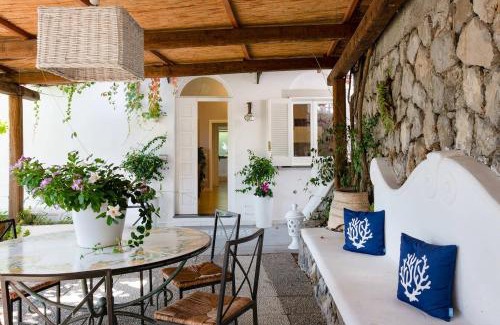 Nerano Villa | Villa Marinella close to the sea with private pool