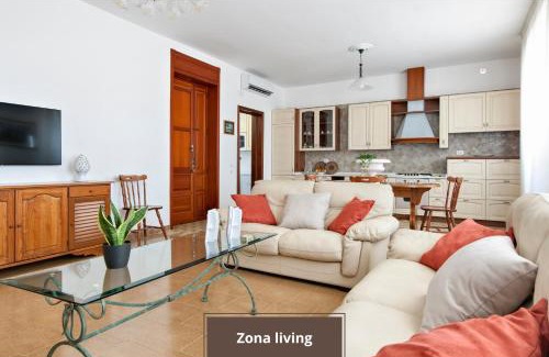 Lecce House | Villa Maroby Rooms & Parking - Lecce Selection