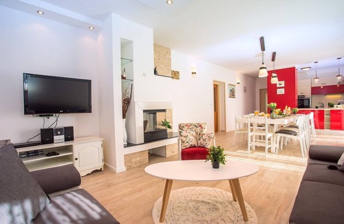 Lokva Rogoznica Villa | Villa Maruncela with sea and island views, 5 bedrooms, private pool, gym
