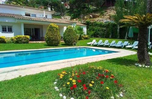 Lloret de Mar Villa | Villa Max