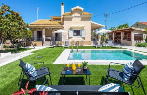 Kritika Villa | Villa Michael
