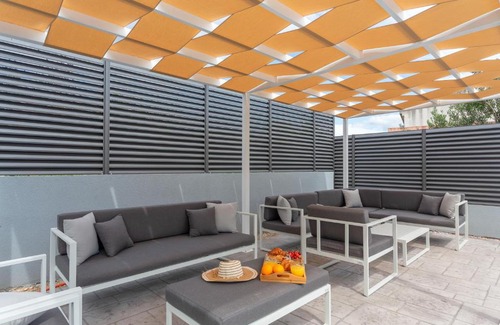 Mejasi Apartment | Villa Mira in Split- Private heated pool