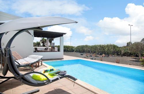 Montana Roja Villa | Villa Montaña Roja