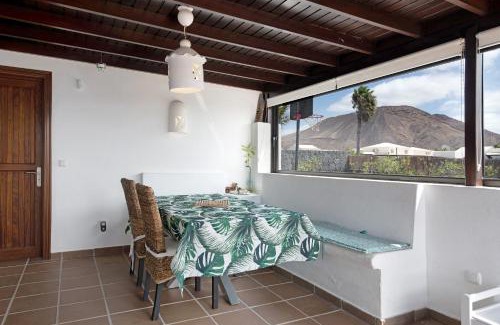 Montana Roja Villa | Villa Montaña Roja