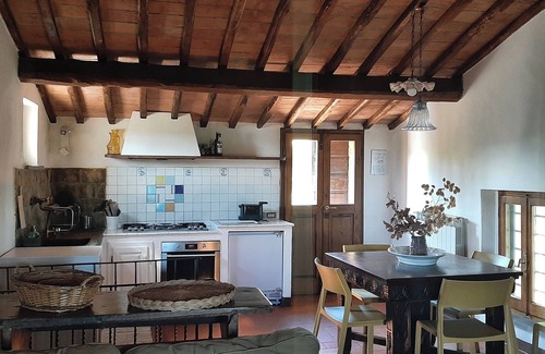Montefollonico House | Villa Mulinello, secluded, panoramic view over Montepulciano valley.
