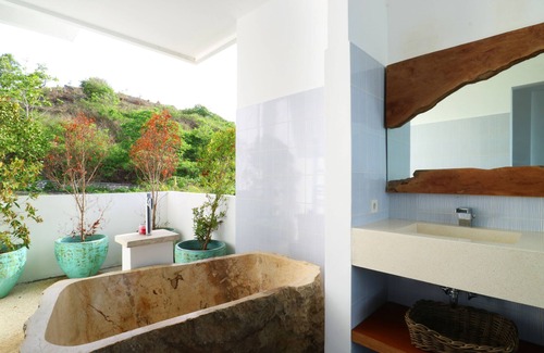 Selong Belanak House | Villa Nambung