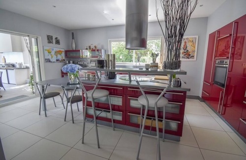 Saint-Medard-en-Jalles House | Villa near Bordeaux, Arcachon, Bassin and Ocean