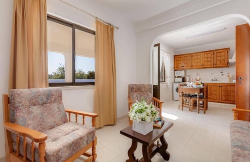 Praia da Luz Villa | Villa near Luz Beach with Private Pool