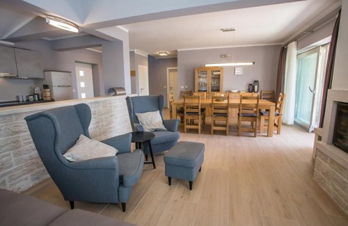 Kastelir-Labinci House | Villa Nikolas