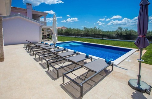 Kastelir-Labinci House | Villa Nikolas