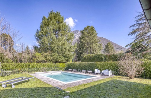 Menthon-Saint-Bernard Villa | Villa Norton - piscine et proche du Lac