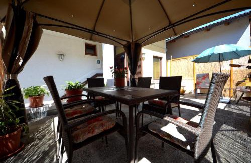Mali Radic Villa | Villa Nour El Donya - Your Touch of Home in the River-Heart of Bihać