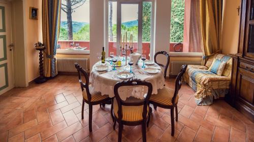 Perugia House | Villa Nuba, residenza di charme con terrazza panoramica privata, camino a legna,jacuzzi, ogni comfort in campagna e a solo 5 minuti dal cuore del centro storico di Perugia