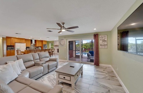 Clearwater Villa | Villa offers water view ,a private pool