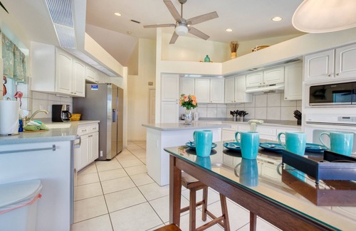 Pelican Villa | VILLA OLINDA – HEATED POOL | GULF ACCESS | BOAT RENTAL + TOURS VOUCHER INCL.