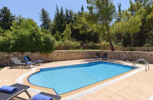 Archangelos Villa | Villa Olympios Springs by Villa Plus