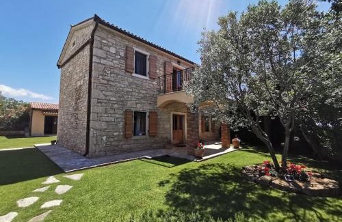 Krnica Villa | Villa ORADA in Krnica mit Pool für 6 Personen