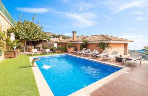 Lloret de Mar House | Villa Origami