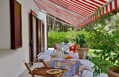 Marina di Bibbona Villa | Villa Palma luxury detached house with direct access to the beach