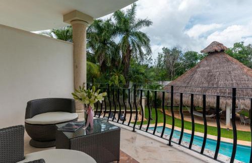 Alfredo V. Bonfil Hotel | Villa Palmeras