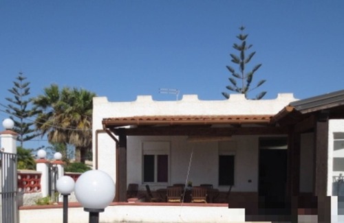 Granelli Villa | Villa "Paola" close to the Sea with Private Garden