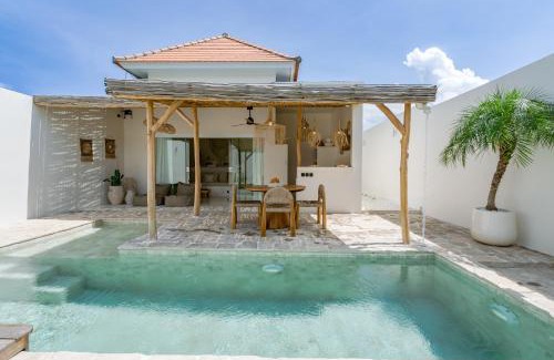 Beraban Villa | Villa Papaz at Nyanyi