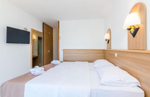 Stikovica Hotel | Villa Paradiso 2