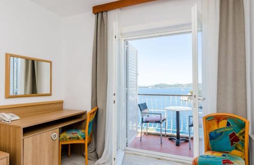 Stikovica Hotel | Villa Paradiso 2