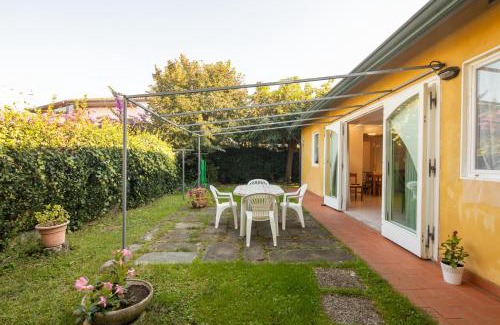 Marina di Massa Villa | Villa Patrice by MMega