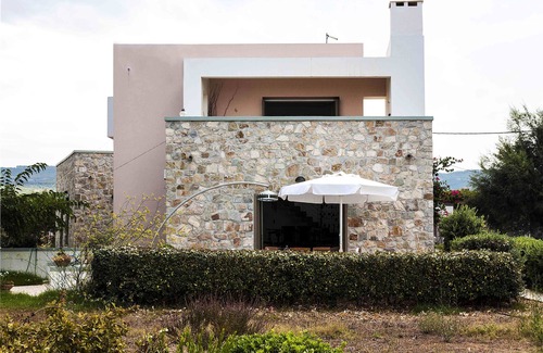 Gargaliani Villa | Villa Penelope 15m from sea with privet beach.