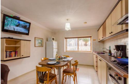 Santa Maria Estate Apartment | Villa & Pool Apartments in Mellieha Bay