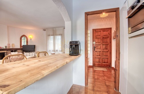 Calonge Ski Chalet | Villa Pura vida - One-story house with pool and air conditioning
