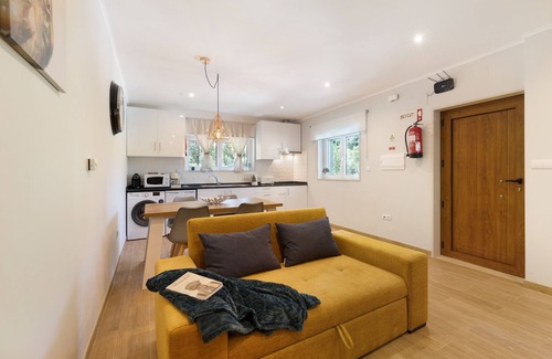 Mafra Villa | Villa "Quinta Vitae" with Garden, Terrace, Balcony & Wi-Fi