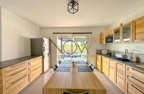 L'Isle-sur-la-Sorgue Villa | Villa Récente Avec Piscine au Pied du Luberon !