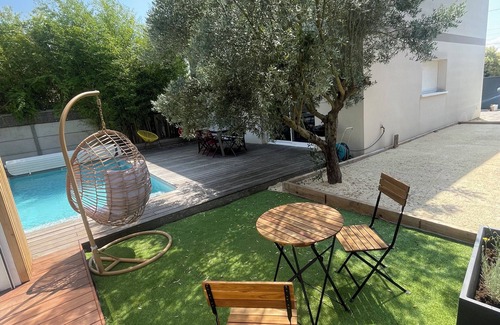 Pessac House | Villa Rafael junior