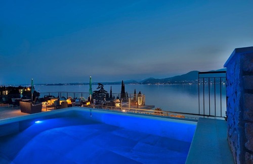 Torri del Benaco Hotel | Villa Remo by Hotel Galvani